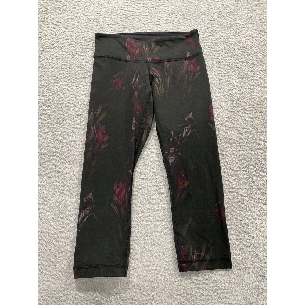 Lululemon Leggings Womens 6 Black Floral High Rise Crop Capri Yoga Pants Gym